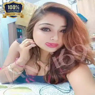 call girl in Pari Chowk